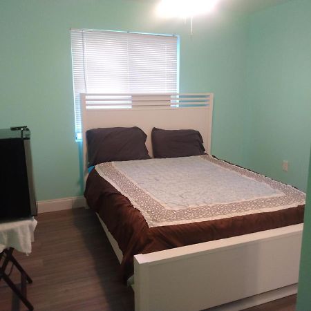 Mimo Home Studio With Private Entrance & Key Miami Bagian luar foto